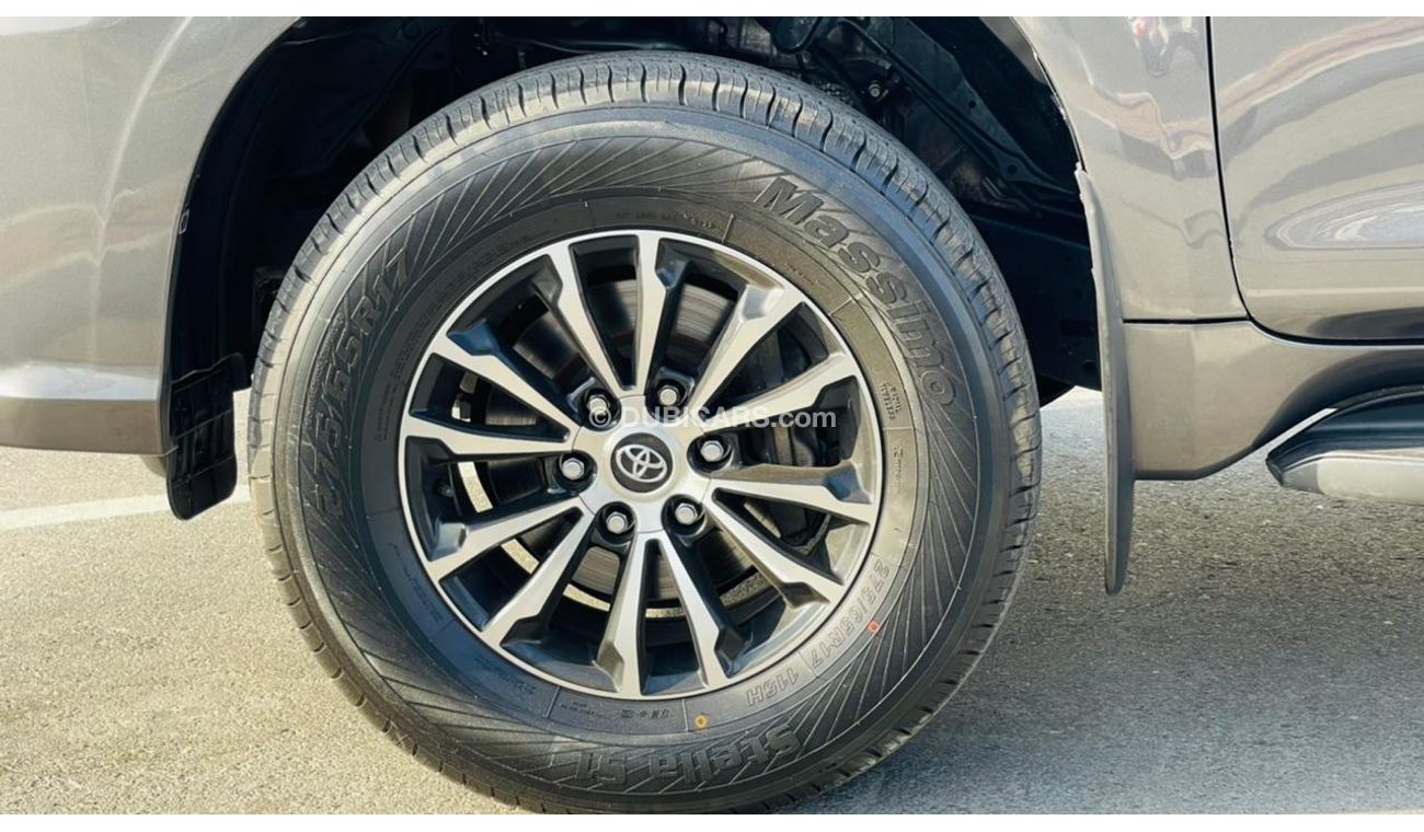 تويوتا برادو 2015 Grey *Limgene Body Kit* V6 4.0 CC Petrol [LHD] Original Leather 7 Electric Seats {Tesla Screen}