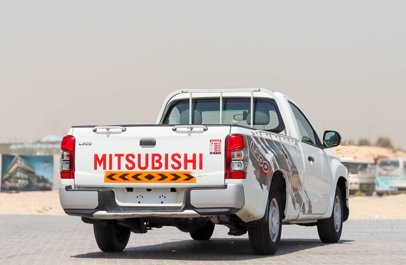 Mitsubishi L200 GL 2.4L (128 HP) Single Cab Utility Mitsubishi L200 2.4 L 2020 Single Cab GCC accident-free in excel