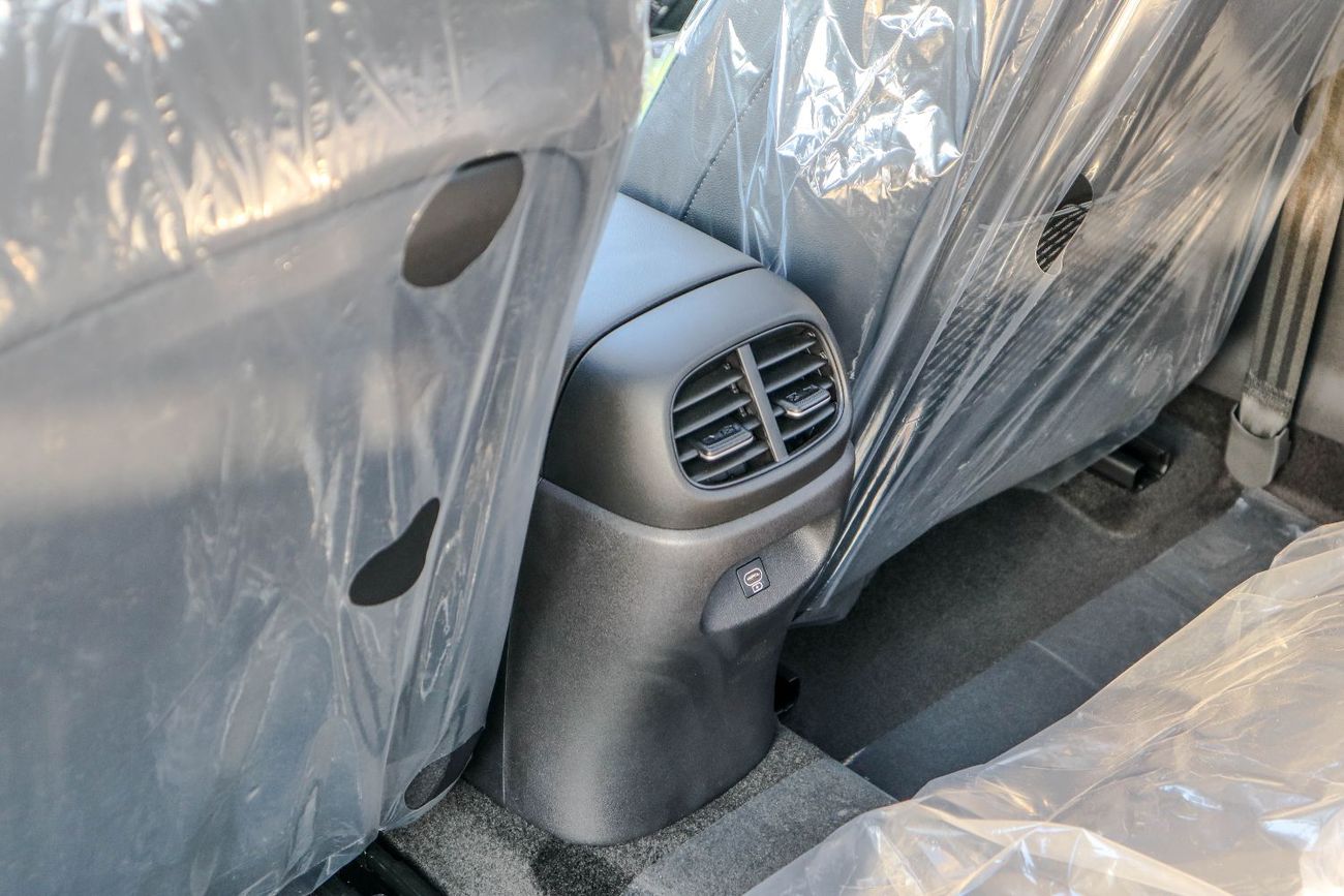 Hyundai Elantra Hyundai Elantra Elite – 1.5L Petrol – Automatic – 2025 Model – Chinese Specifications