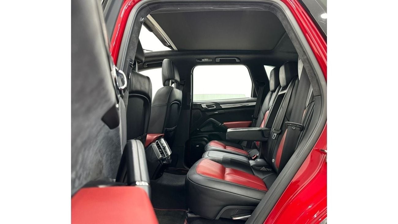 Porsche Cayenne 2016 Porsche Cayenne GTS, Service History, Full Options, Low Kms, GCC