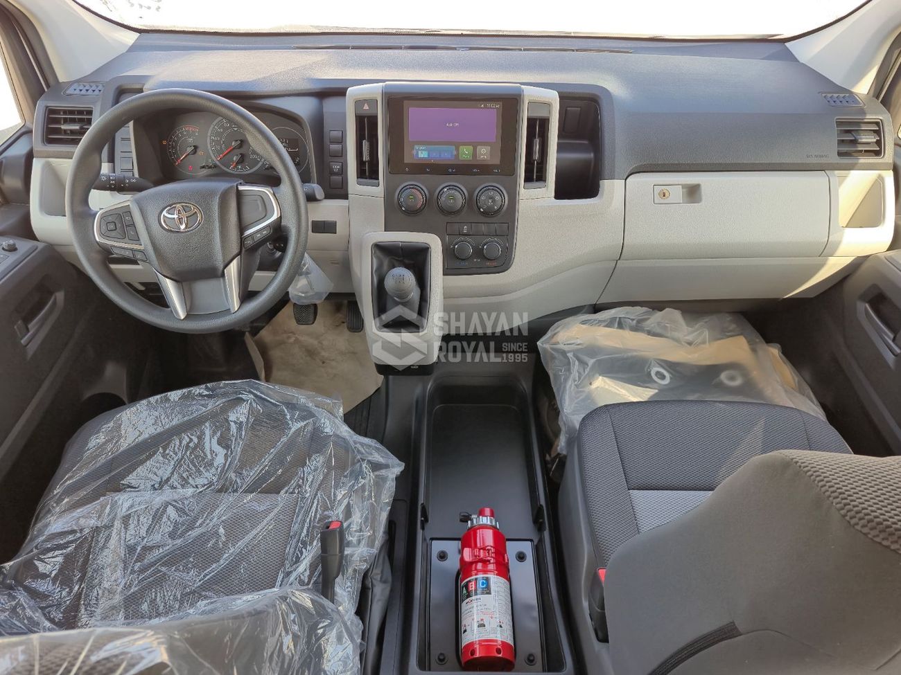 Toyota Hiace 3.5L PETROL V6 DX MT 13-SEATS RWD 2026MY