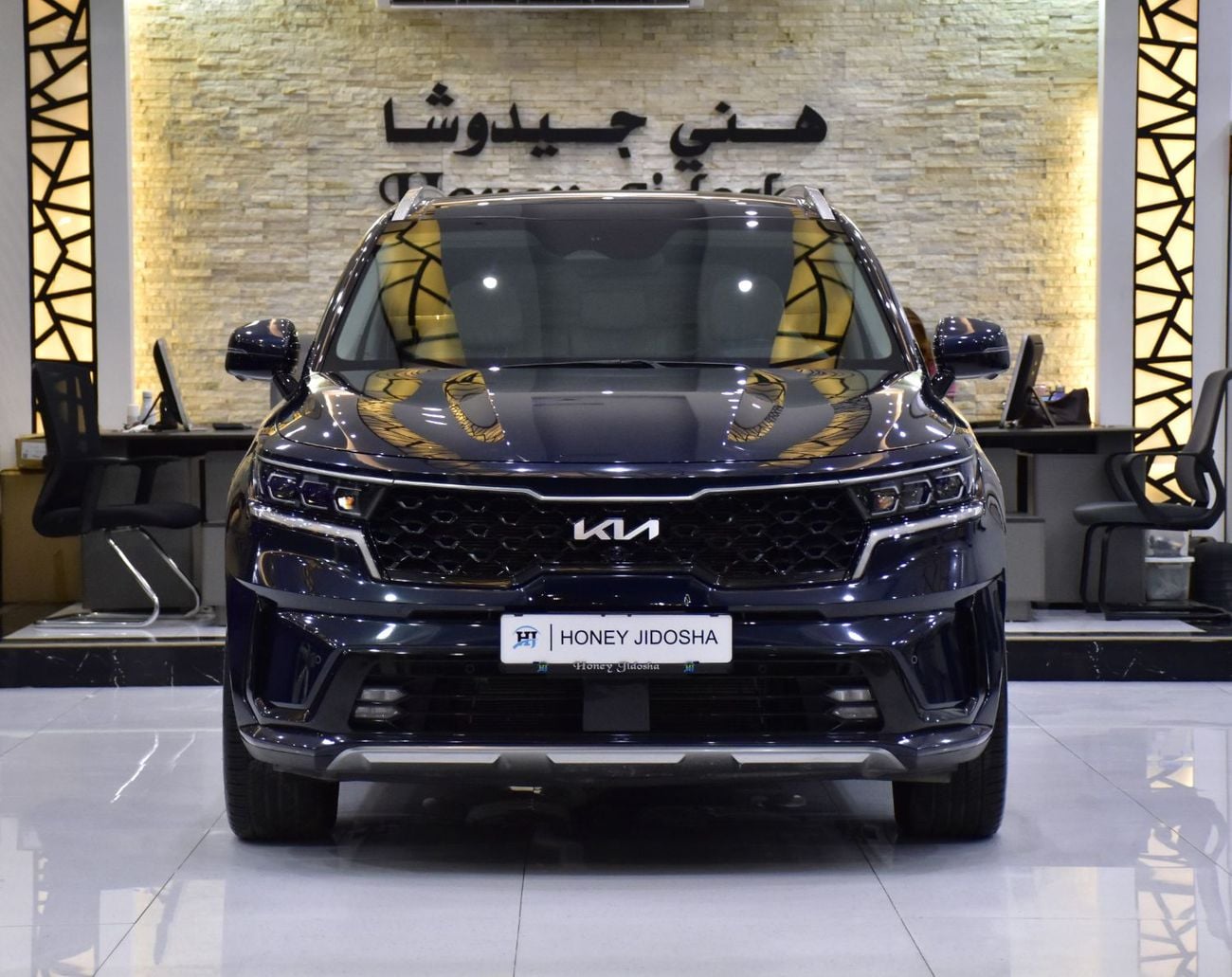 كيا سورينتو EX TOP عرض ممتاز لسيارة كيا سورينتو V6 دفع رباعي كاملة المواصفات (موديل 2023) باللون الأزرق بمواصفات خليجية