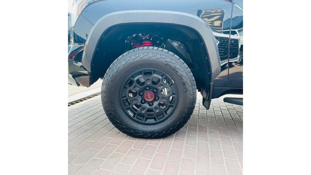 تويوتا تاندرا TOYOTA TUNDRA TRD PRO MODEL 2024 KM 6000KM AMERICAN SPEC