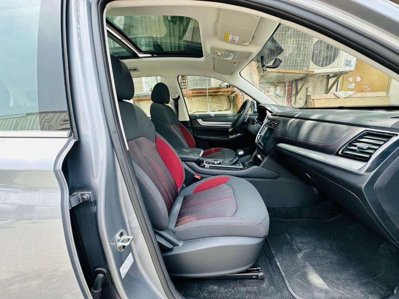 MG RX8 AED 1,480 PM | MG RX8 2.0L I4 | GCC | 0% DP | 7 SEATER | BRAND NEW CAR