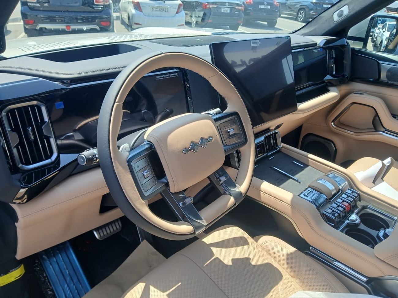 بي واي دي ليوبارد 8 8 Flagship