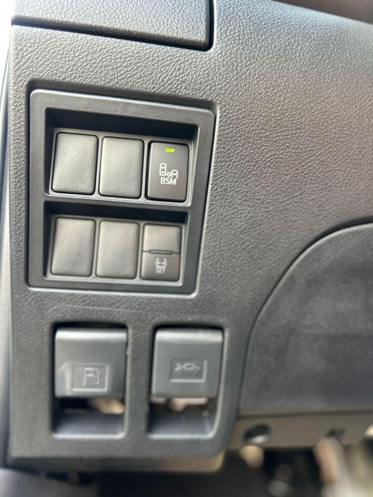 Toyota Hilux DLS 2.7L