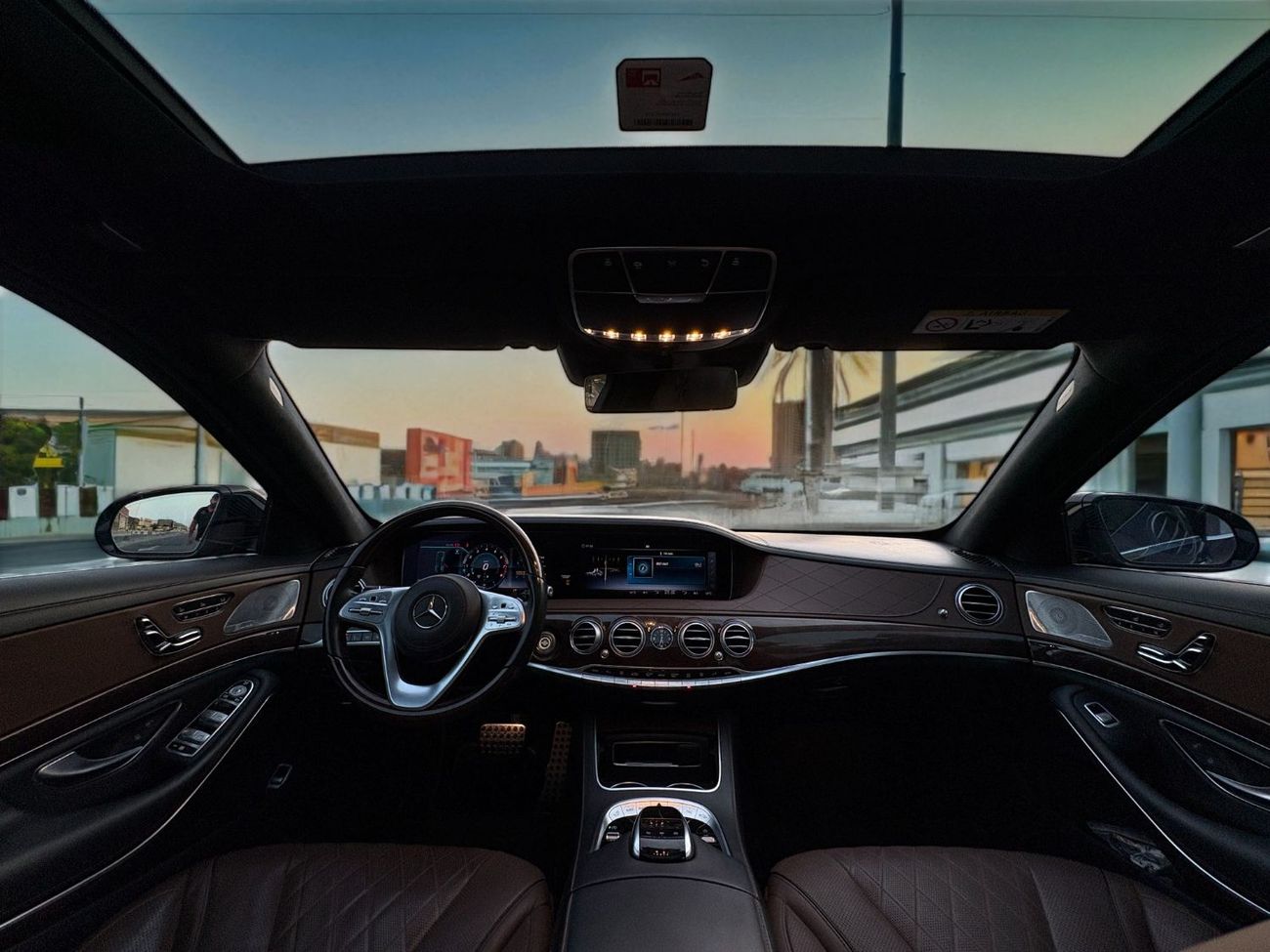 Mercedes-Benz S 560 Std 4.0L (463 HP) 4MATIC V8 BITURBO | 2018 | GCC SPECS | AED 2,220 per month