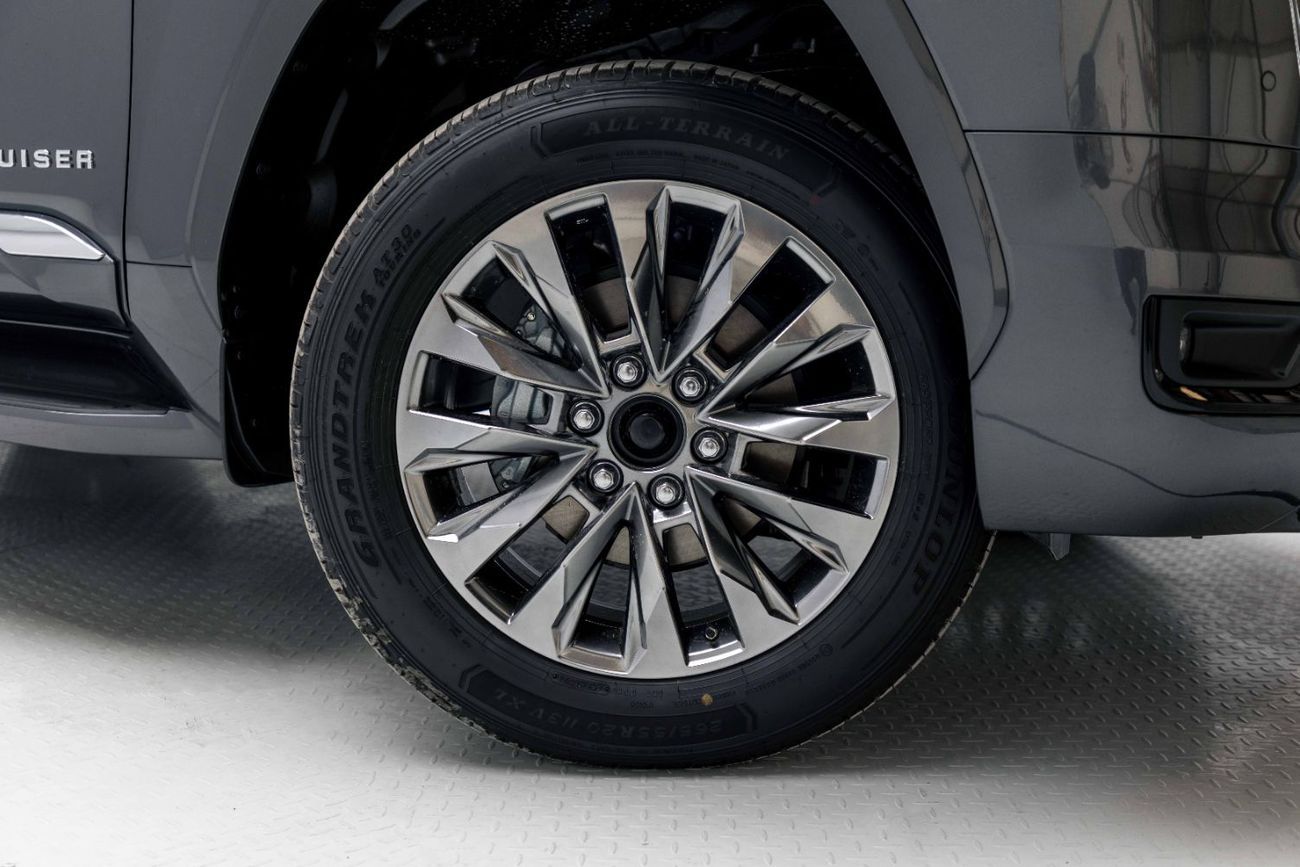 Toyota Land Cruiser GXR 4.0L - Grey Mettalic Inside Beige | Export Only