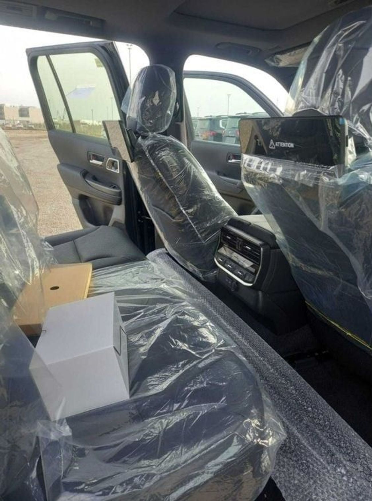 Toyota Land Cruiser VXR (ZX) 3.3L Diesel 7 seater (For export only)