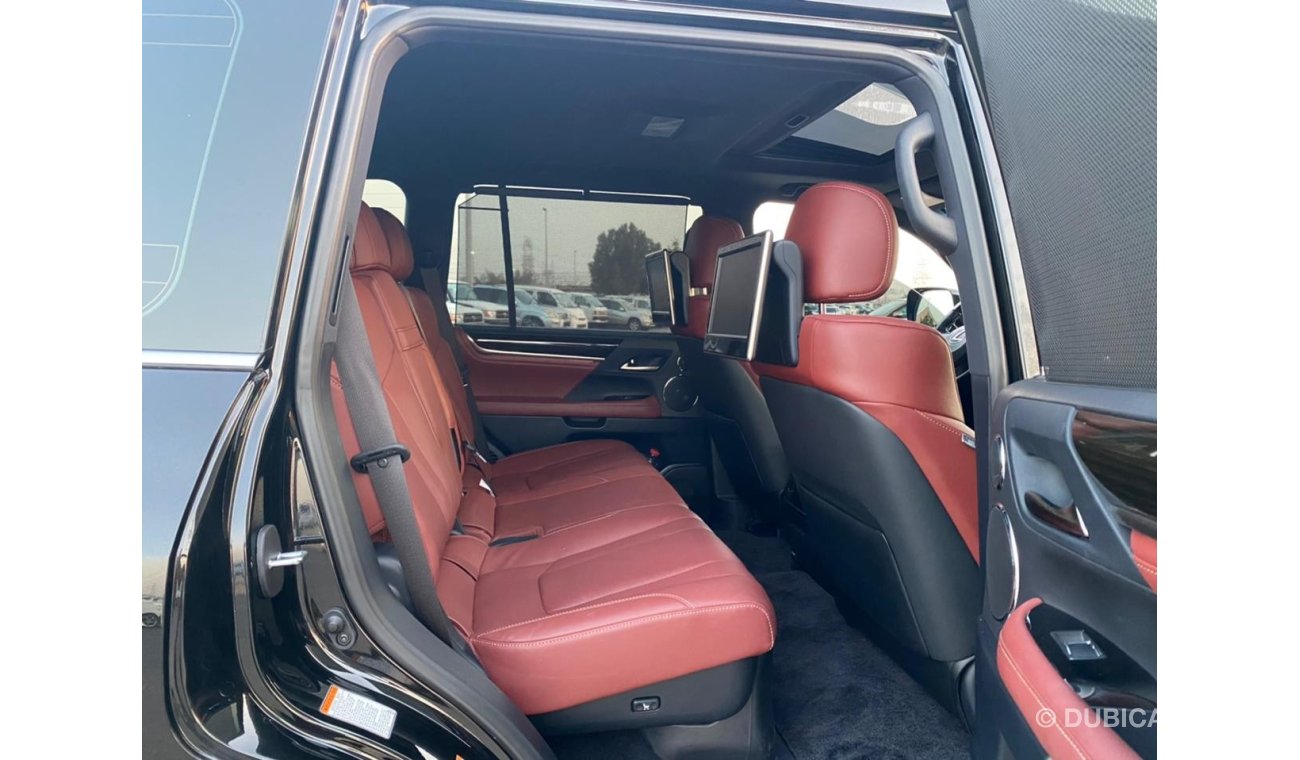 Lexus LX 570 2016 LEXUS LX 570 SPORRT PLUS / FULL OPTION / BEAUTIFULLY MAINTAINED VEHICLE