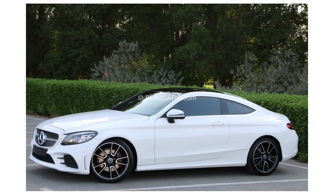Mercedes-Benz C 200 Premium Mercedes Benz AMG C200 COUPE  GCC 2019 FULL OPTION  Service history