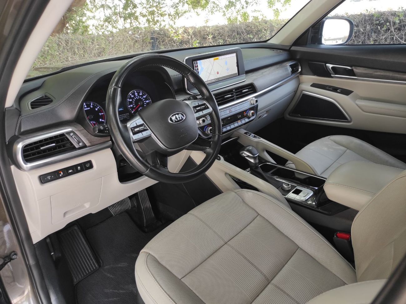 كيا تيلورايد LX 3.8L (291 HP)