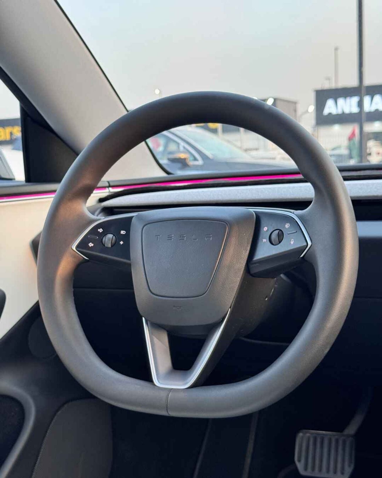 Tesla Model 3 LONG RANGE