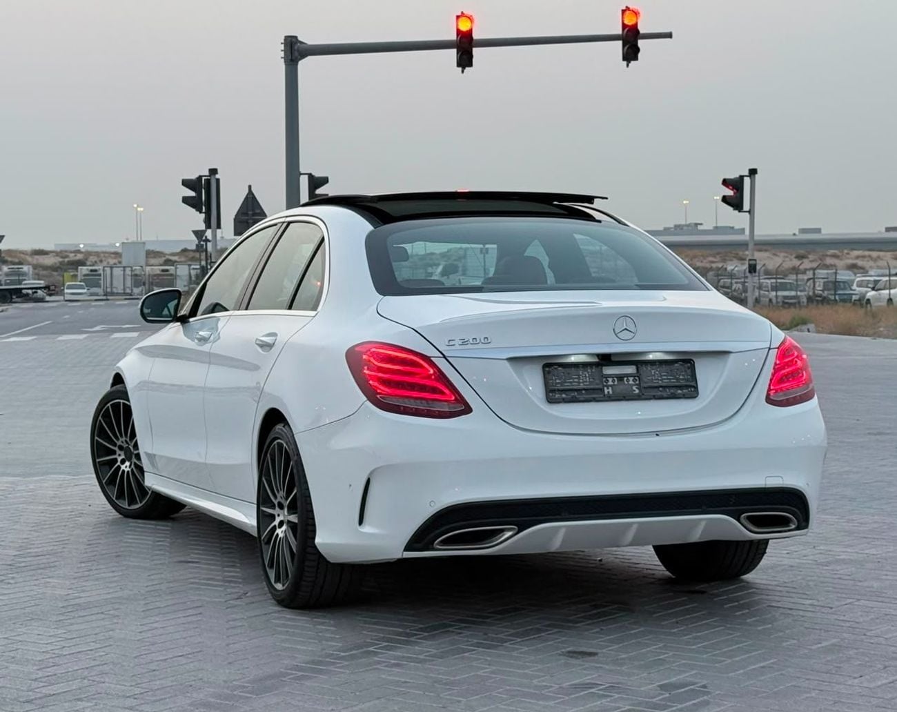 Mercedes Benz C200