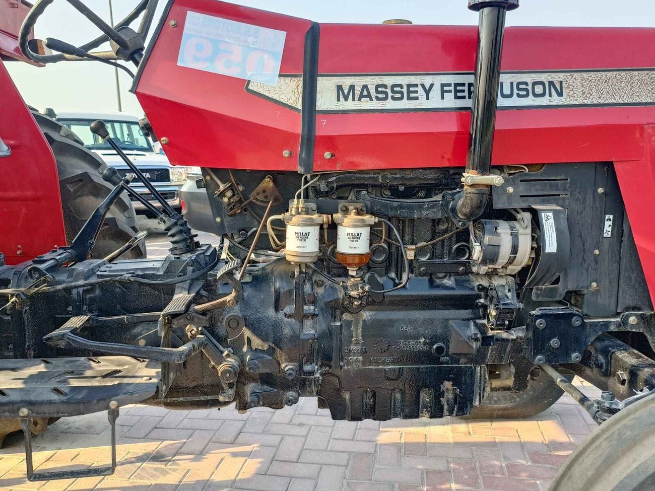 ماسي فيرجوسون 290 Tractor, Diesel, With Hok, 2WD, Hydrostatic Steering (CODE # 67921)