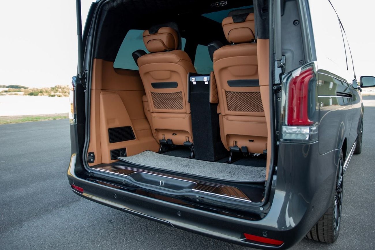 Mercedes Benz V300 Senzati® Jet Class® Oryx Edition® 6 Seat Saddle Brown Leather