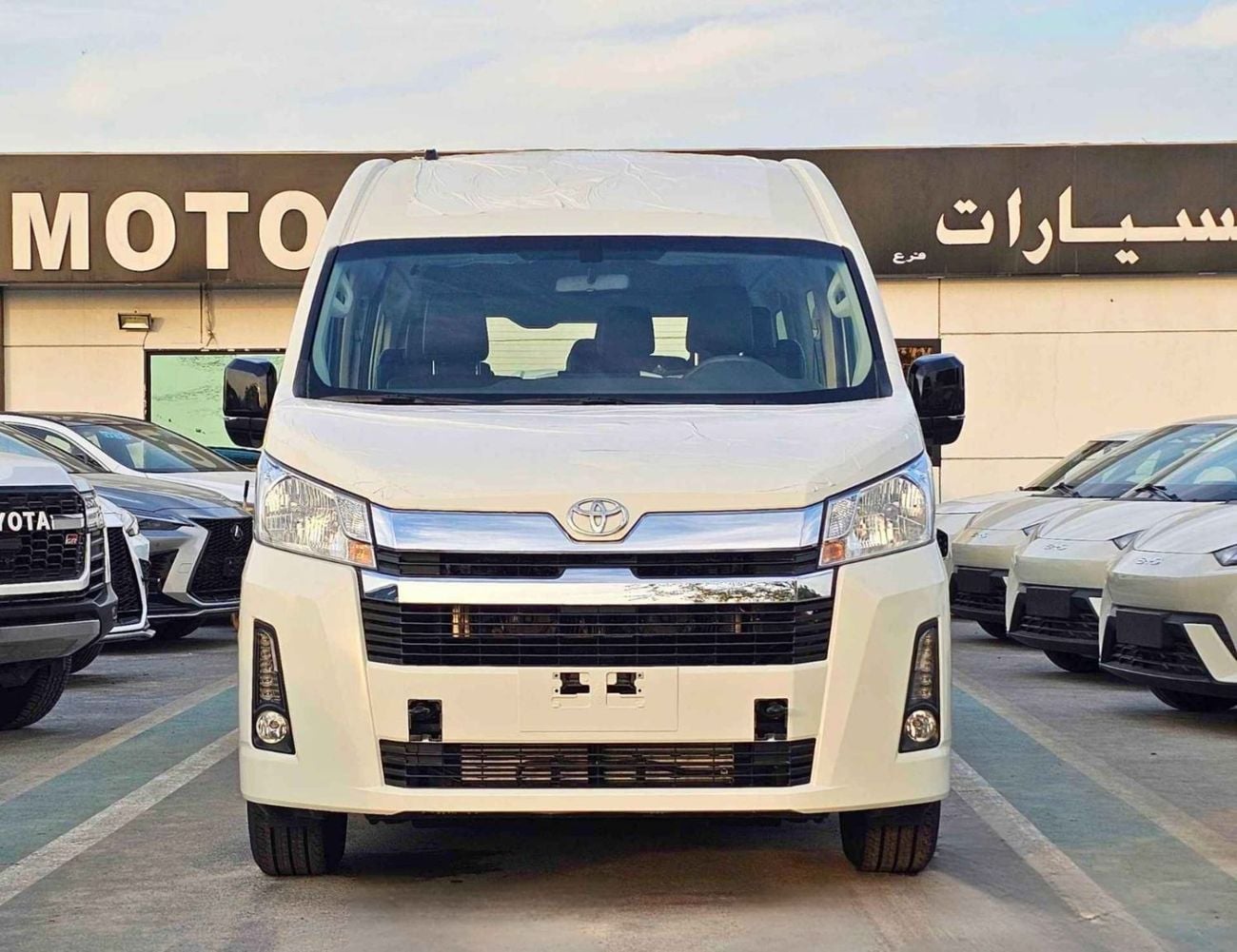 Toyota Hiace GL TOYOTA HIACE HIGHROOF GL / A/T / 2.8L V4 DIESEL / DVD CAMERA / 13 SEATER (CODE# HRDAGLJ )