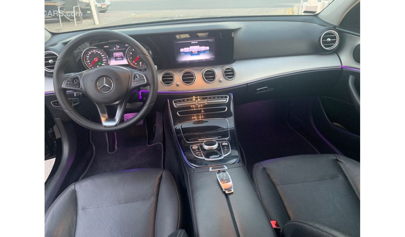 Mercedes-Benz E200 Mercedes E200_Gcc_2018_Excellent_Condihion _Full option