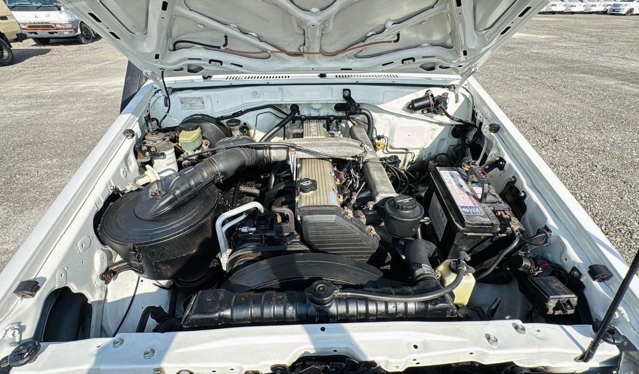 Toyota Land Cruiser Pick Up SINGLE CABIN | BULL BAR | RHD | 4.2L DIESEL ENGINE | (MT) | 1992 | AIR SNORKEL