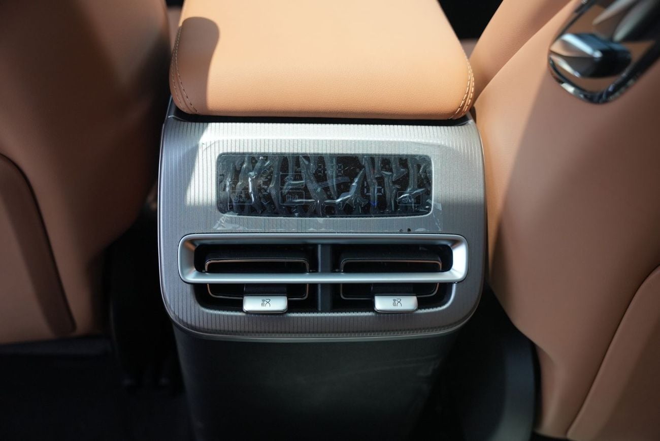 BYD HAN 2025 BYD Han L EV 701Km Honor Edition with LiDar Black in Tan 0Km