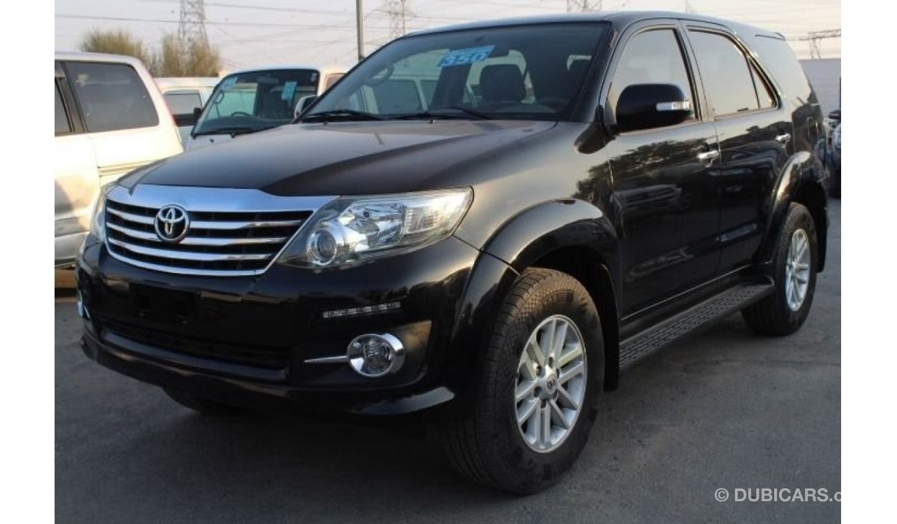 تويوتا فورتونر TOYOTA FORTUNER SR5 2013