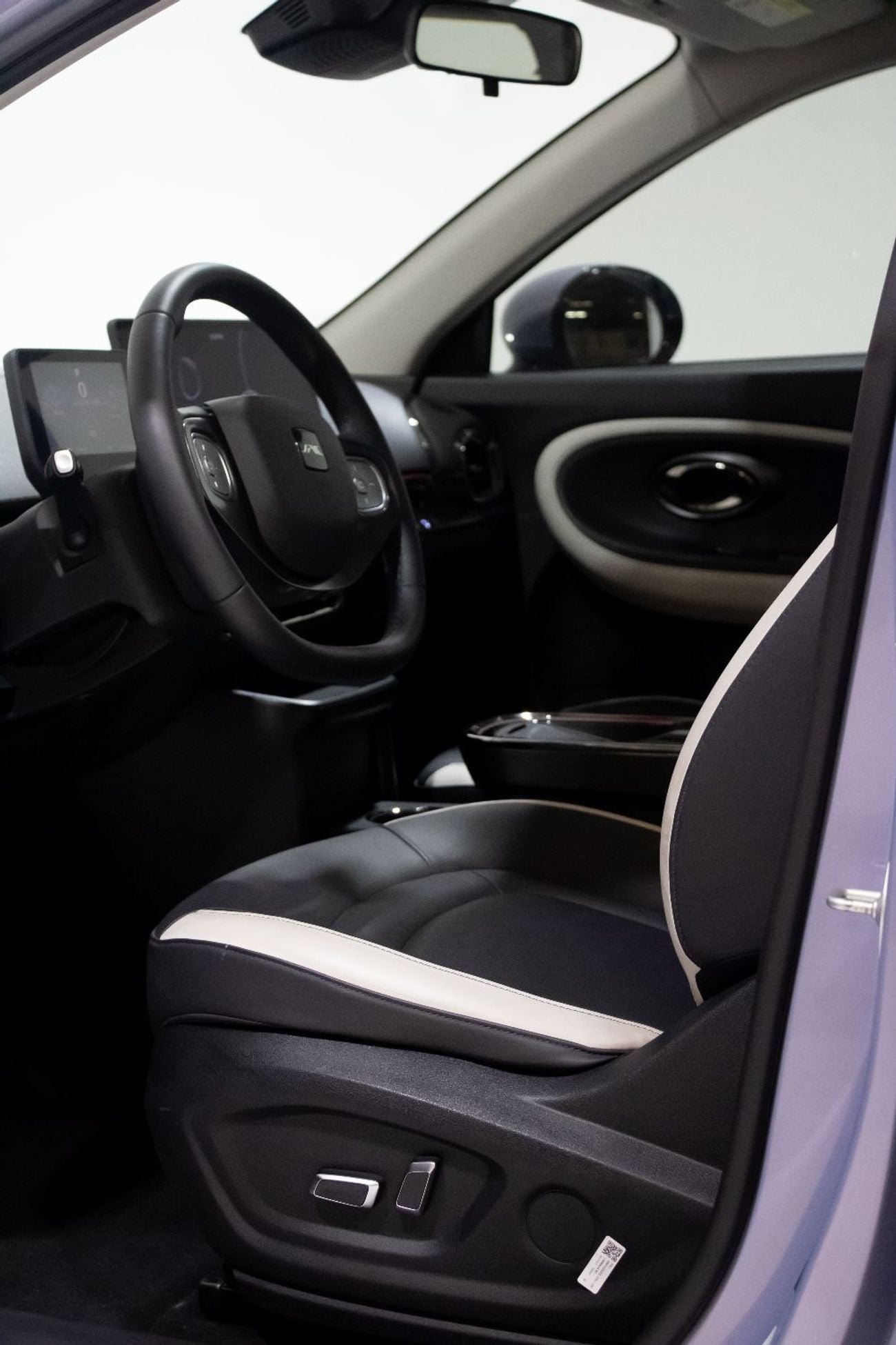 جاك E30X Flagship