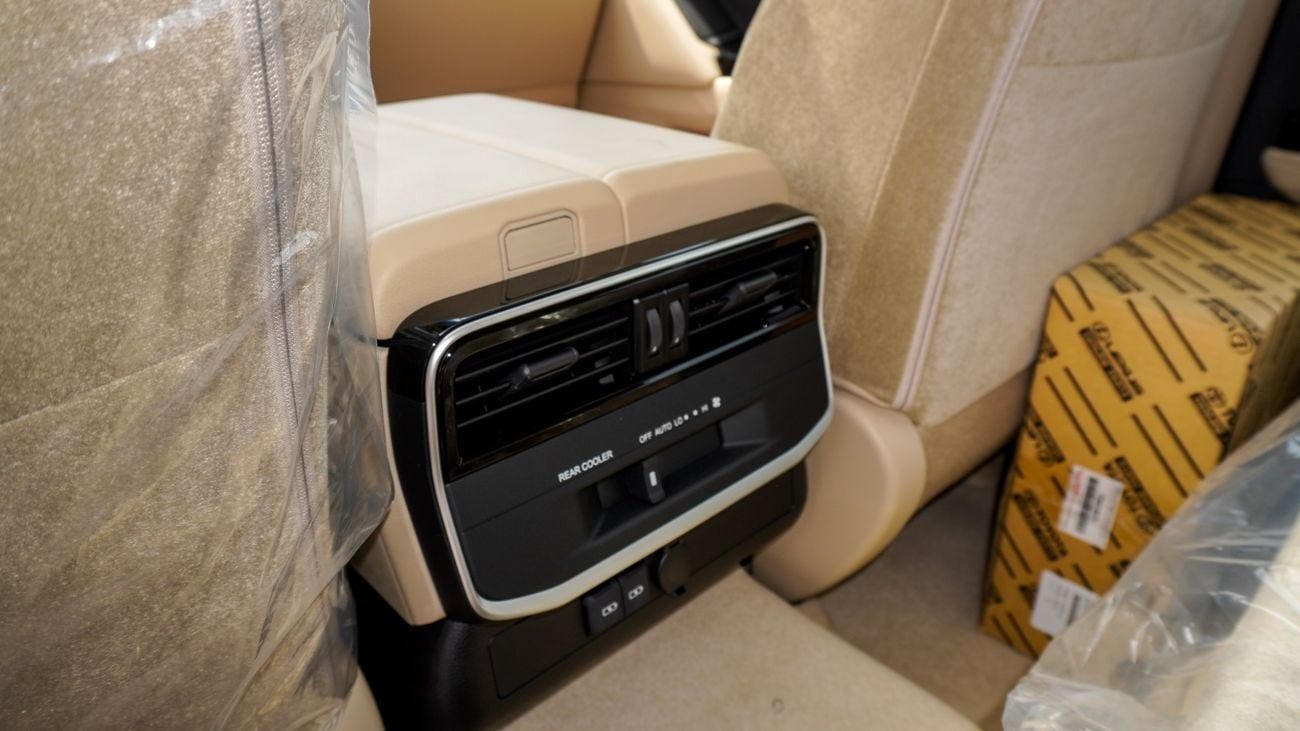 تويوتا لاند كروزر GXR 3.5 L Twin Turbo V6