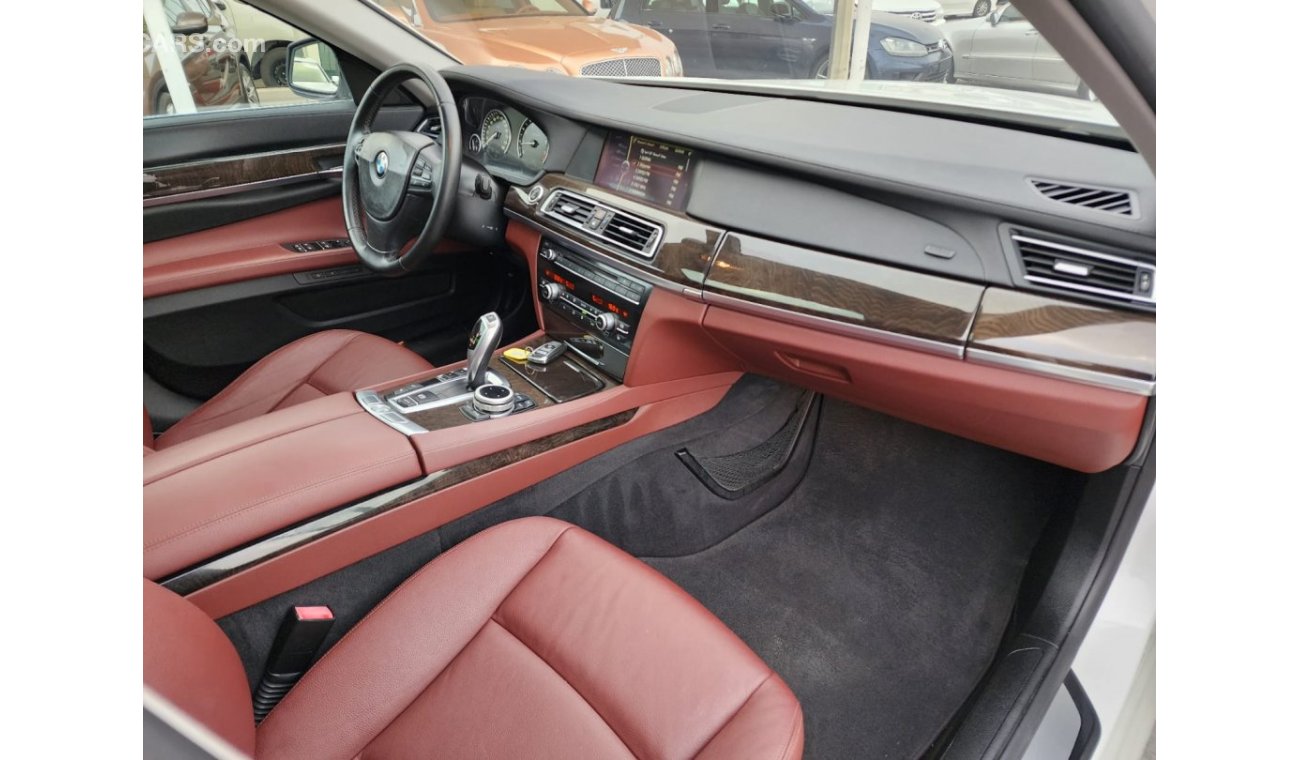 بي أم دبليو 740 BMW 740 LI_Gcc_2012_Excellent_Condition _Full option