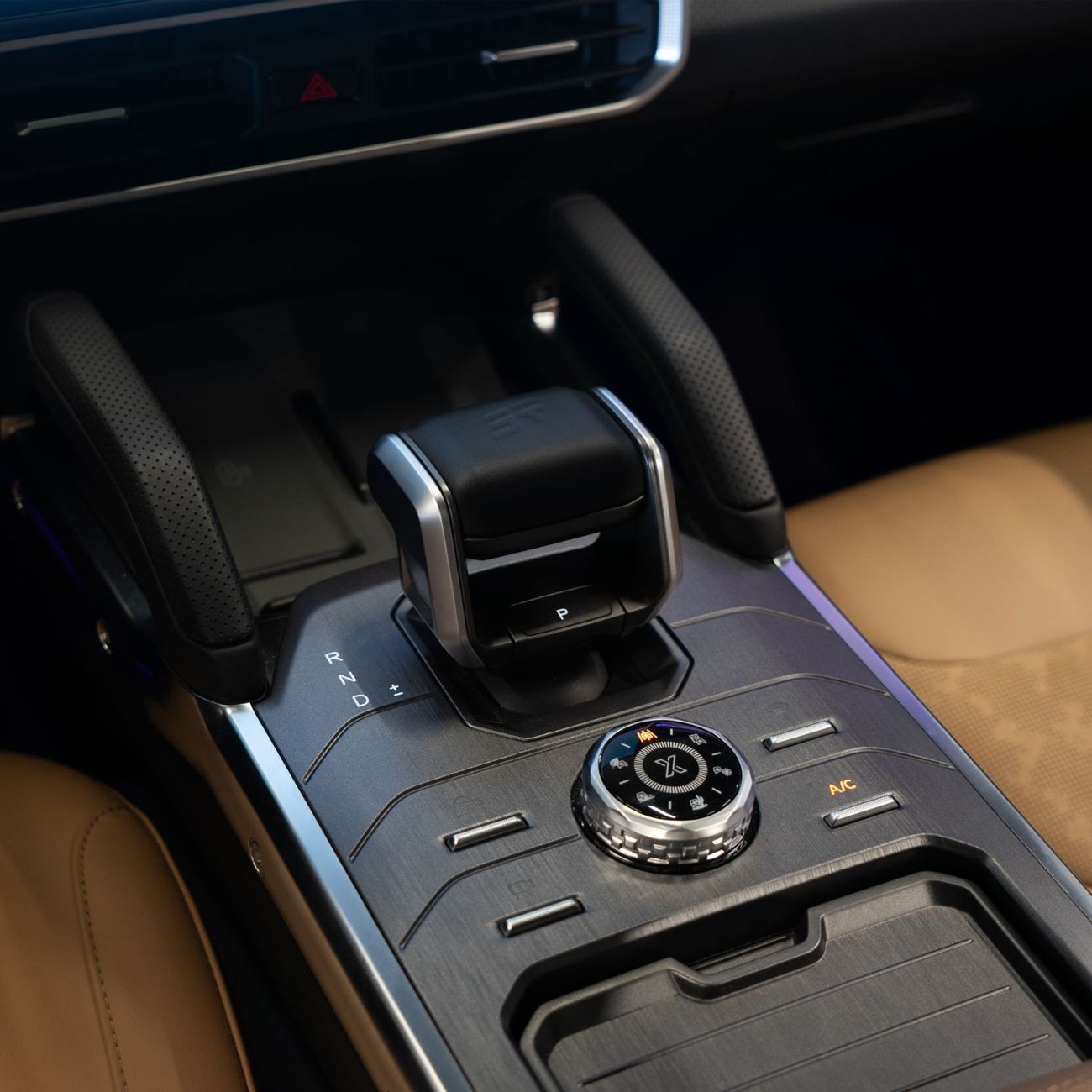 جيتور T2 Luxury AED 2,299 pm  • 0% Downpayment • Jetour T2 • 1 Year Warranty