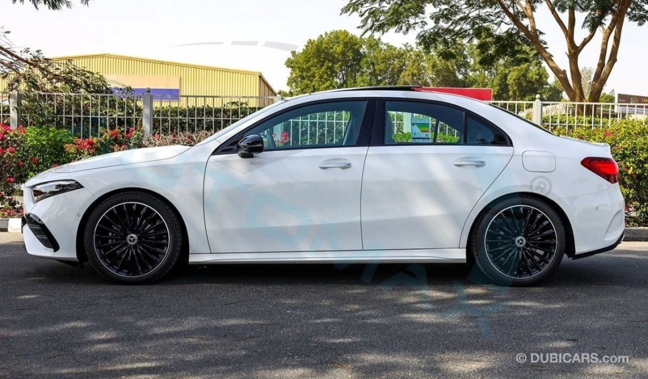 Mercedes-Benz A 200 AMG New Facelift , Night Package , Euro.6 , 2024 GCC , 0Km , (ONLY FOR EXPORT)