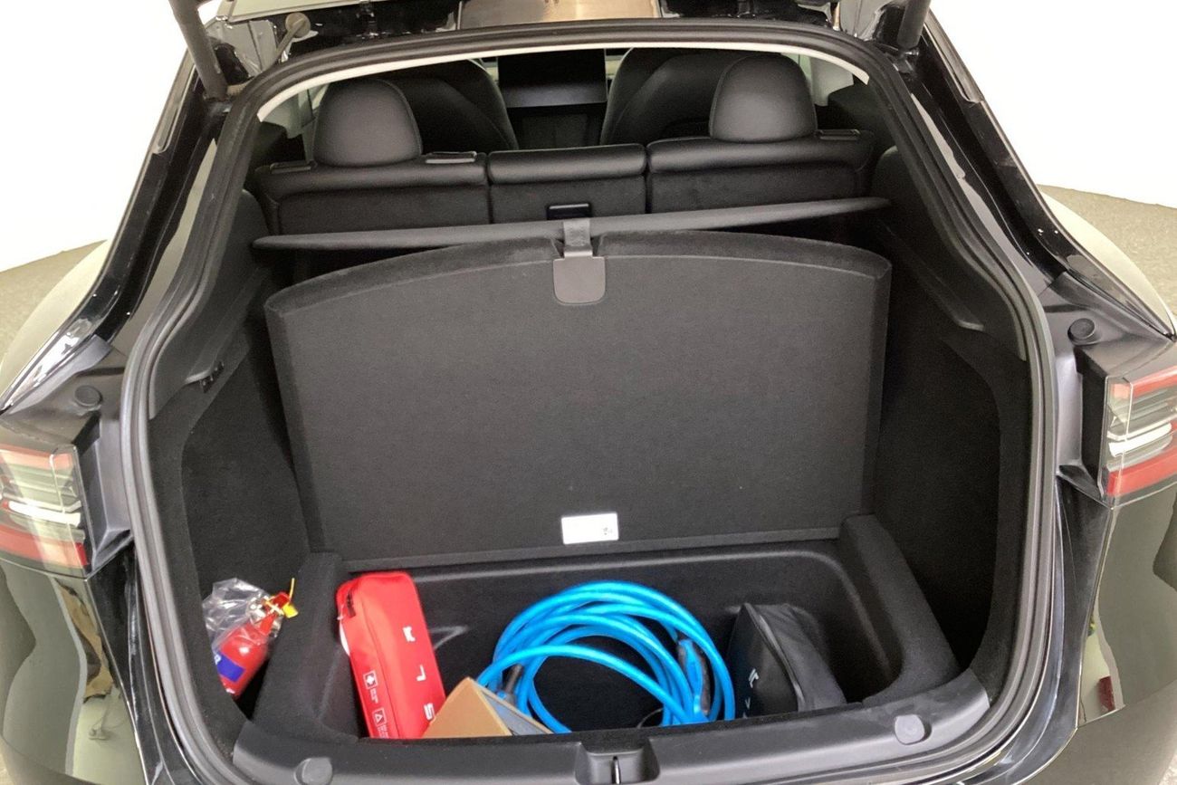 تسلا موديل Y Long Range (Dual Motor) | شامل الضمان | 0 ﺪﻔﻋﺓ ﺃﻮﻟﻯ