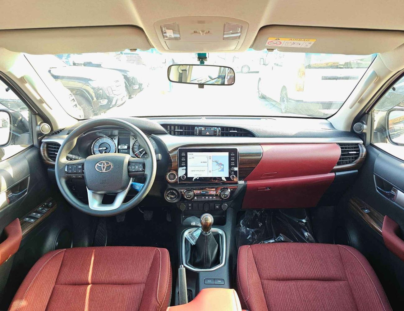 Toyota Hilux SR5 / FULL OPTION / 2.7L V4 / M/T / DIFF LOCK / BED LINER / BIG DVD / WOOD TRIM / 4WD / CODE # HPADF