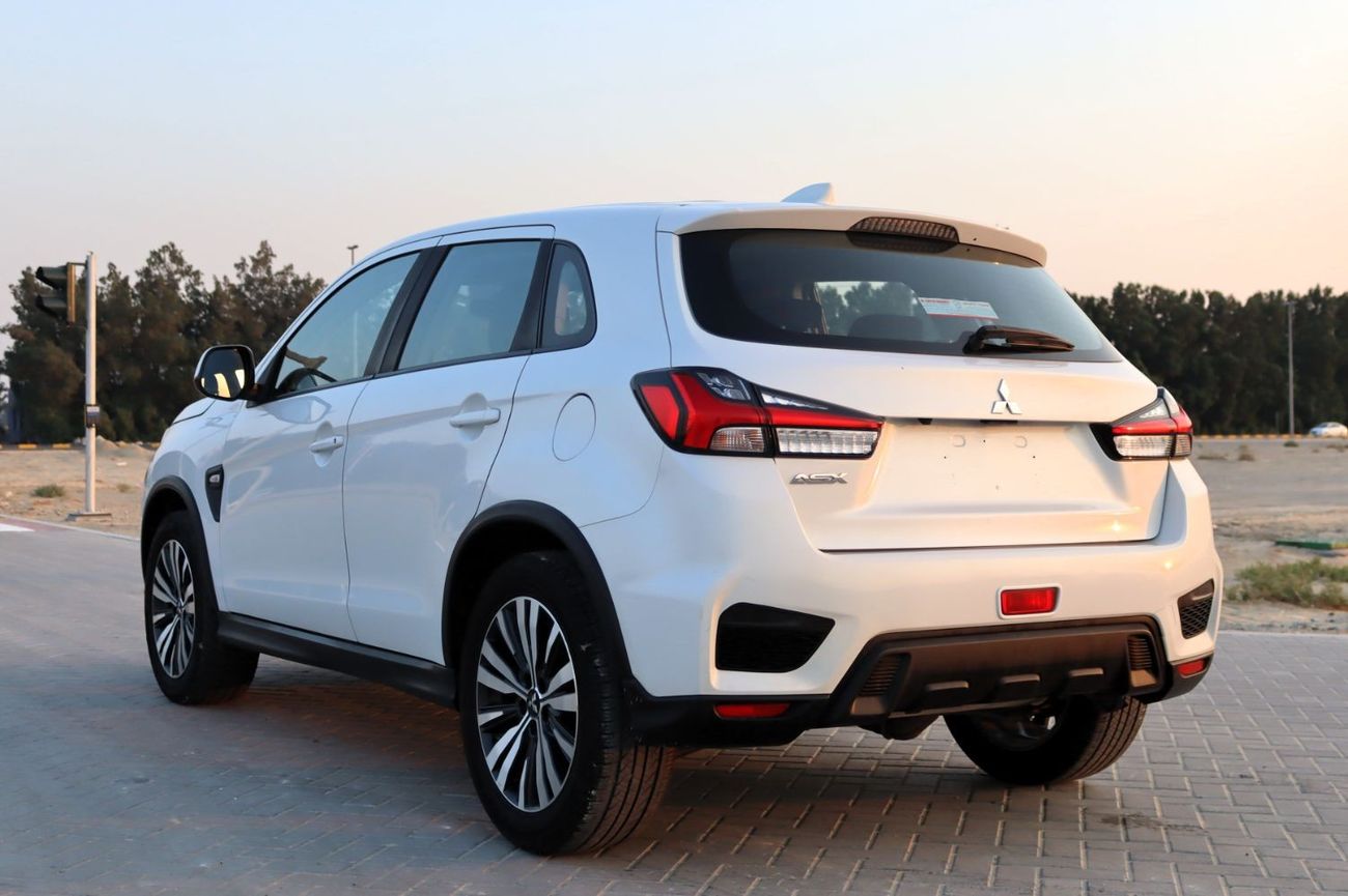 Mitsubishi ASX GLS ACCIDENTS FREE - GCC - ENGINE 2000 CC - ORIGINAL PAINT - PERFECT CONDITION INSIDE OUT