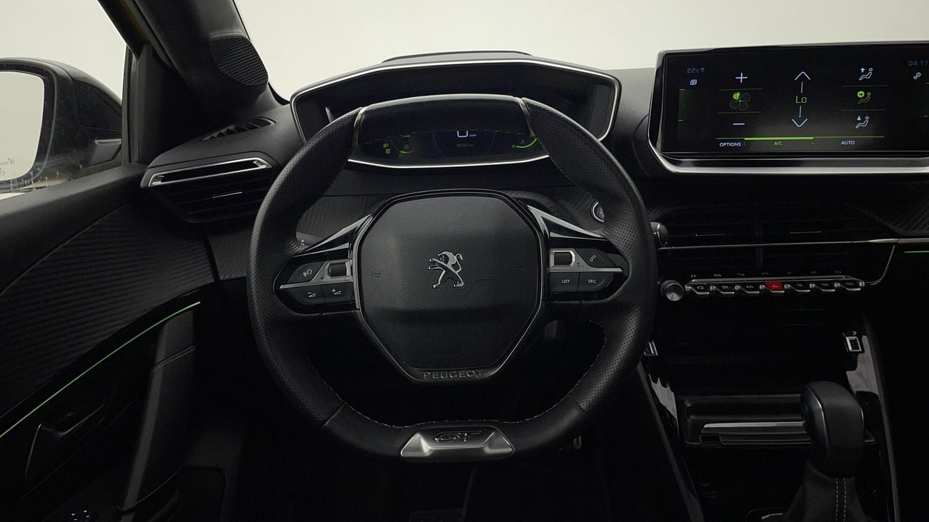 بيجو 208 GT LINE 1.2 | بدون دفعة مقدمة | اختبار القيادة في المنزل