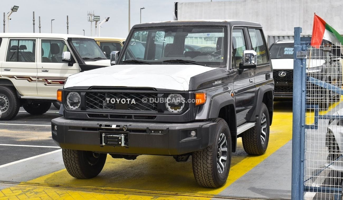 Toyota Land Cruiser 70 GLS  2 7L 2WD M/T
