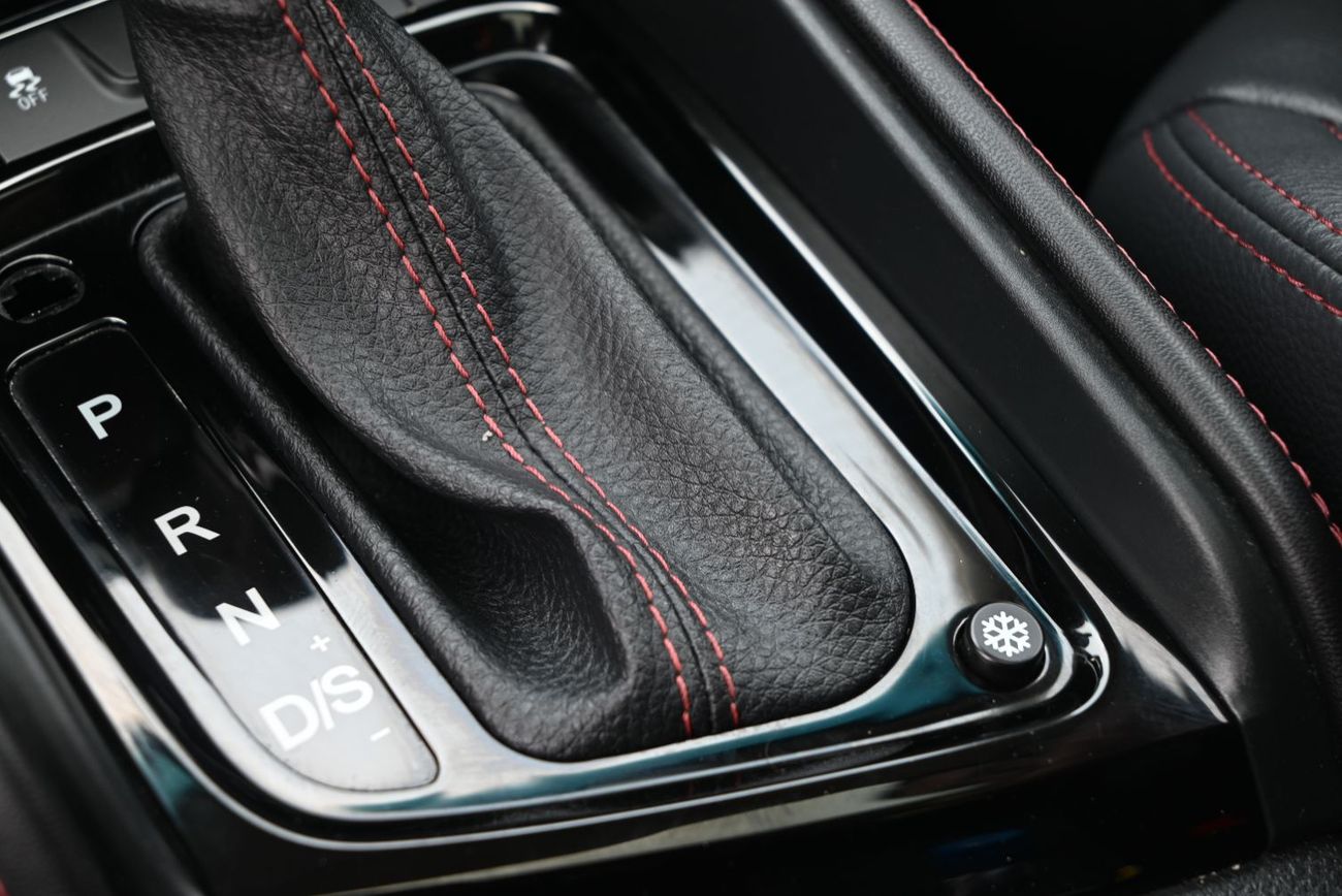 JAC JS3 599 AED - JAC WARRANTY 2028 - JAC S3+ 2023 - APPLE CARPLAY - ORIGINAL PAINT