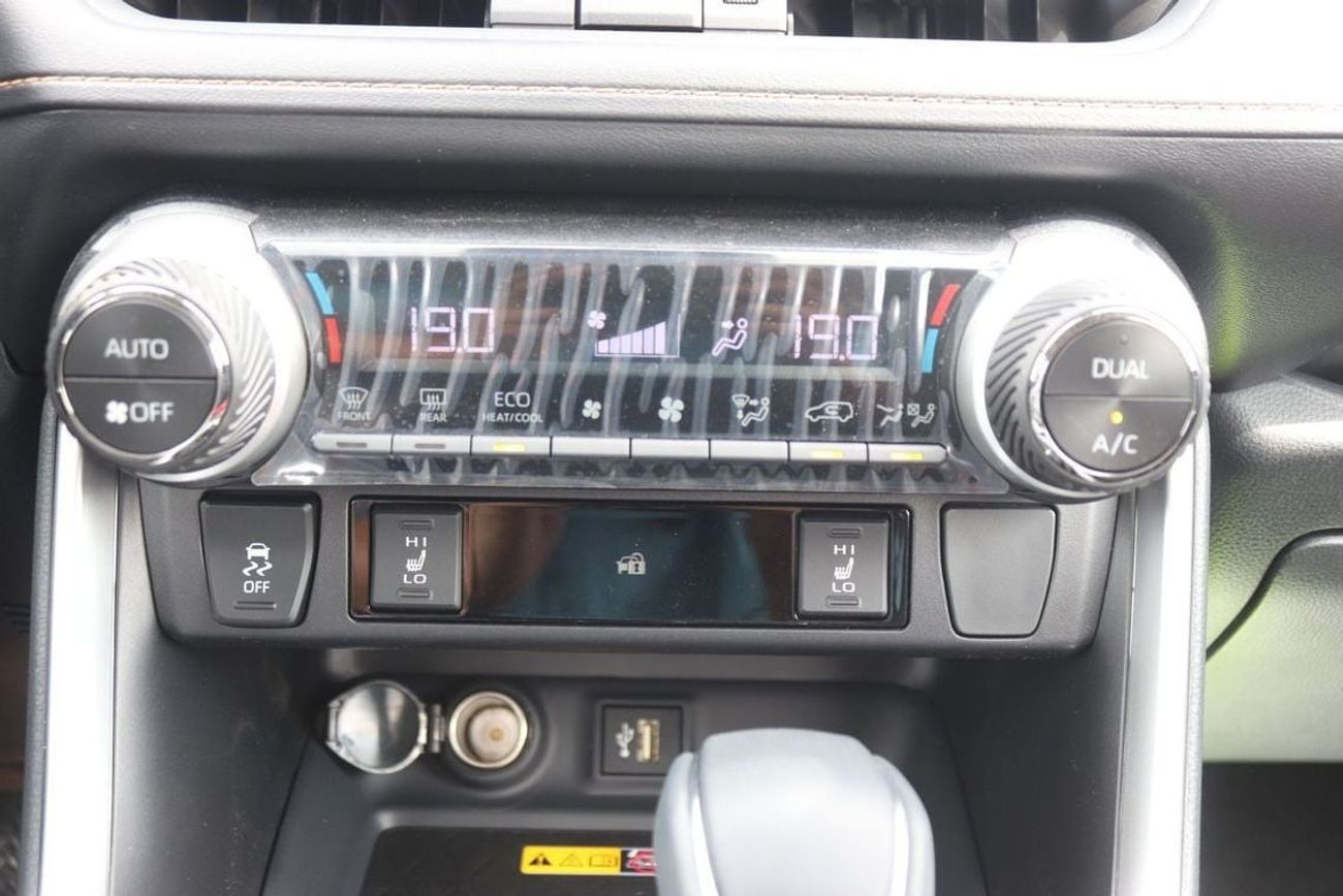 Toyota RAV4 2.5L HYBRID, 2WD, KEYLESS ENTRY, LEATHER SEAT, PANORAMIC ROOF, ALLOY WHEELS.MODEL 2024 CHINA SPECS