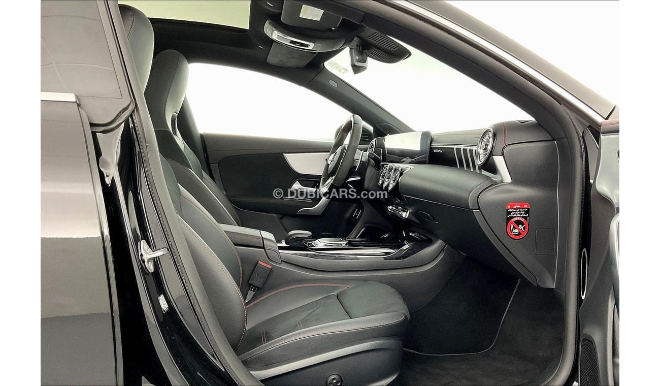 Mercedes-Benz CLA 35 AMG Premium +