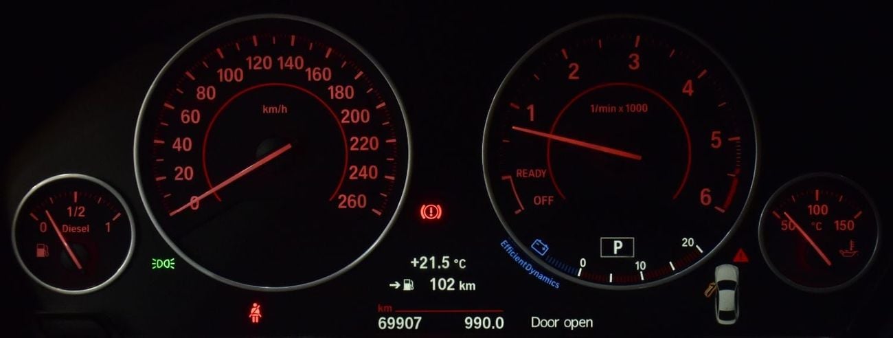 BMW 435i EXCELLENT DEAL for our BMW 435d GranCoupe M-Kit xDrive ( 2016 Model ) in Silver Color Korean Specs