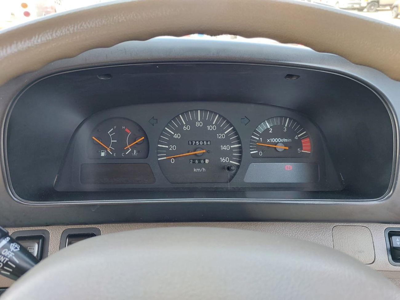 Toyota Coaster TOYOTA COASTER BUS RHD 1998 MODEL 4.2 L DIESEL AUTOMATIC(PM05001)