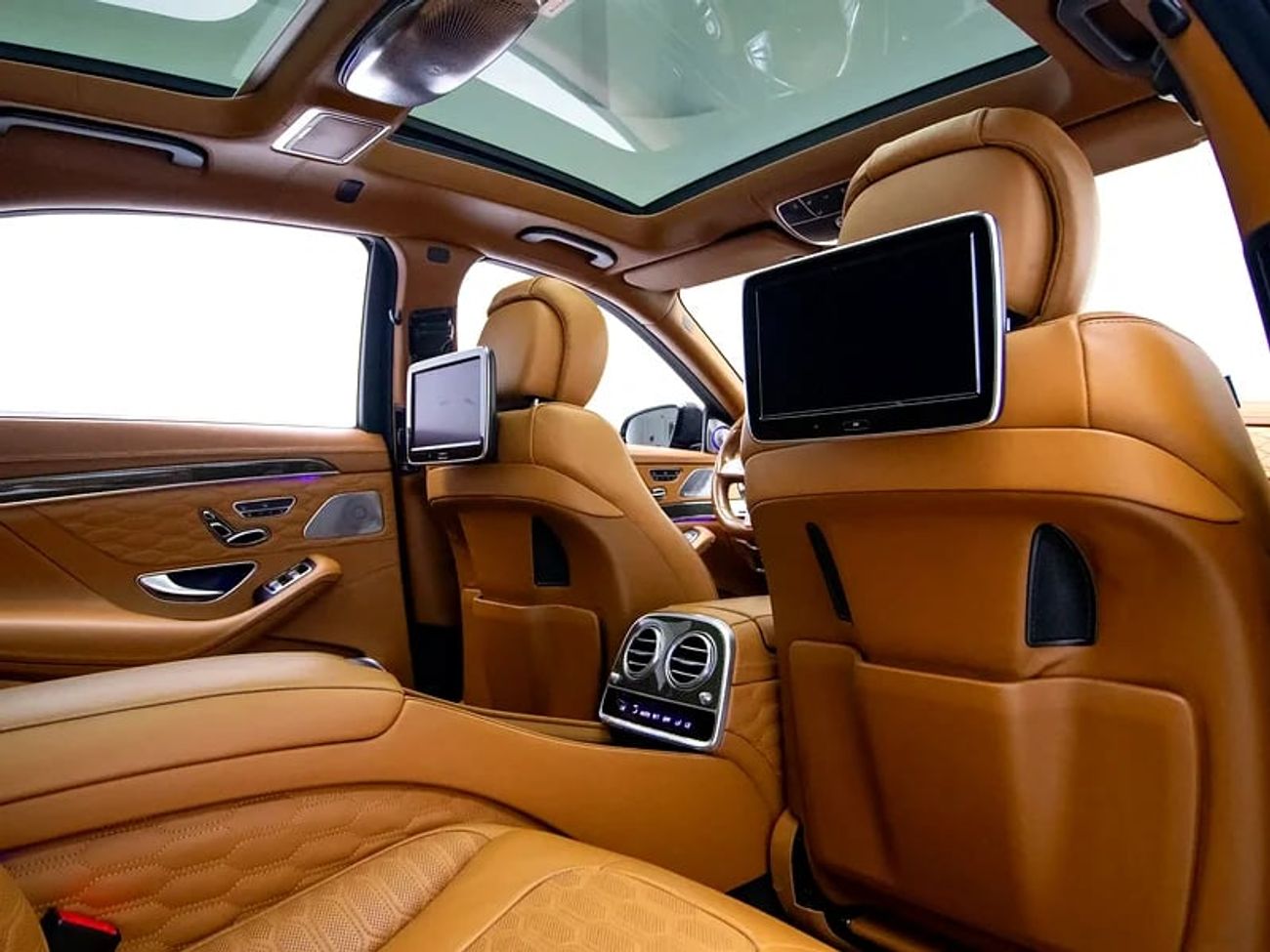 Mercedes-Benz S 63 AMG Std 5.5L Brabus 850