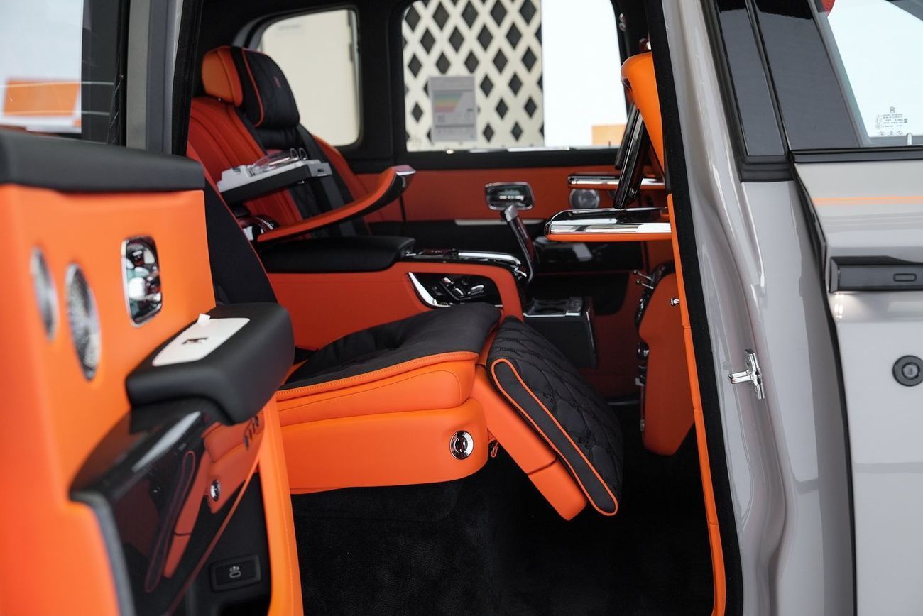 Rolls-Royce Cullinan Rolls Royce Cullinan Black Badge Series 2