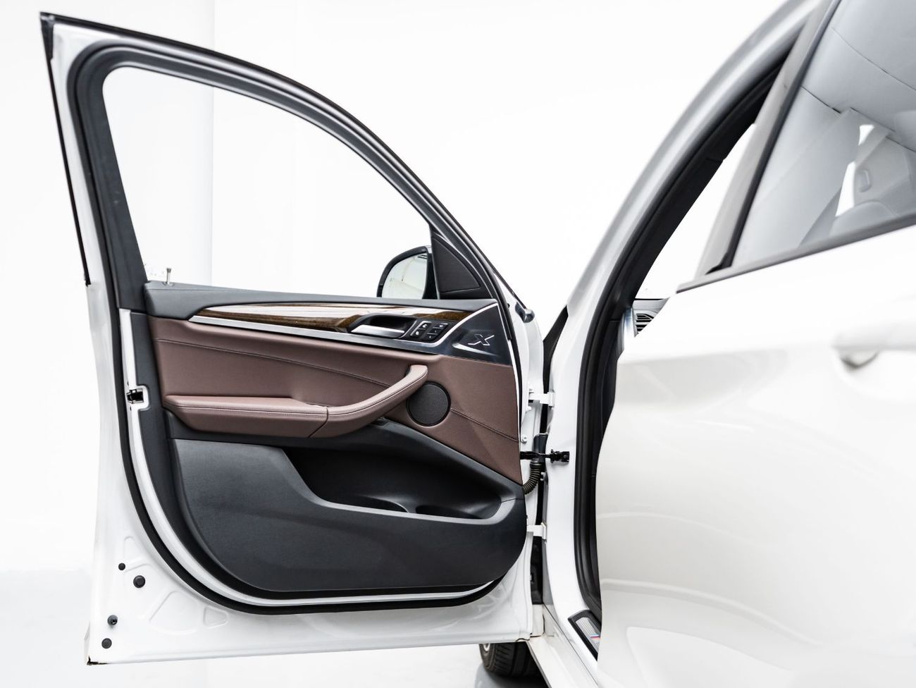 BMW X3 xDrive 30i M Sport 2.0L 2023 BMW X3 xDrive 30i, 2027 BMW Warranty + Service Contract, Low KMs, GCC