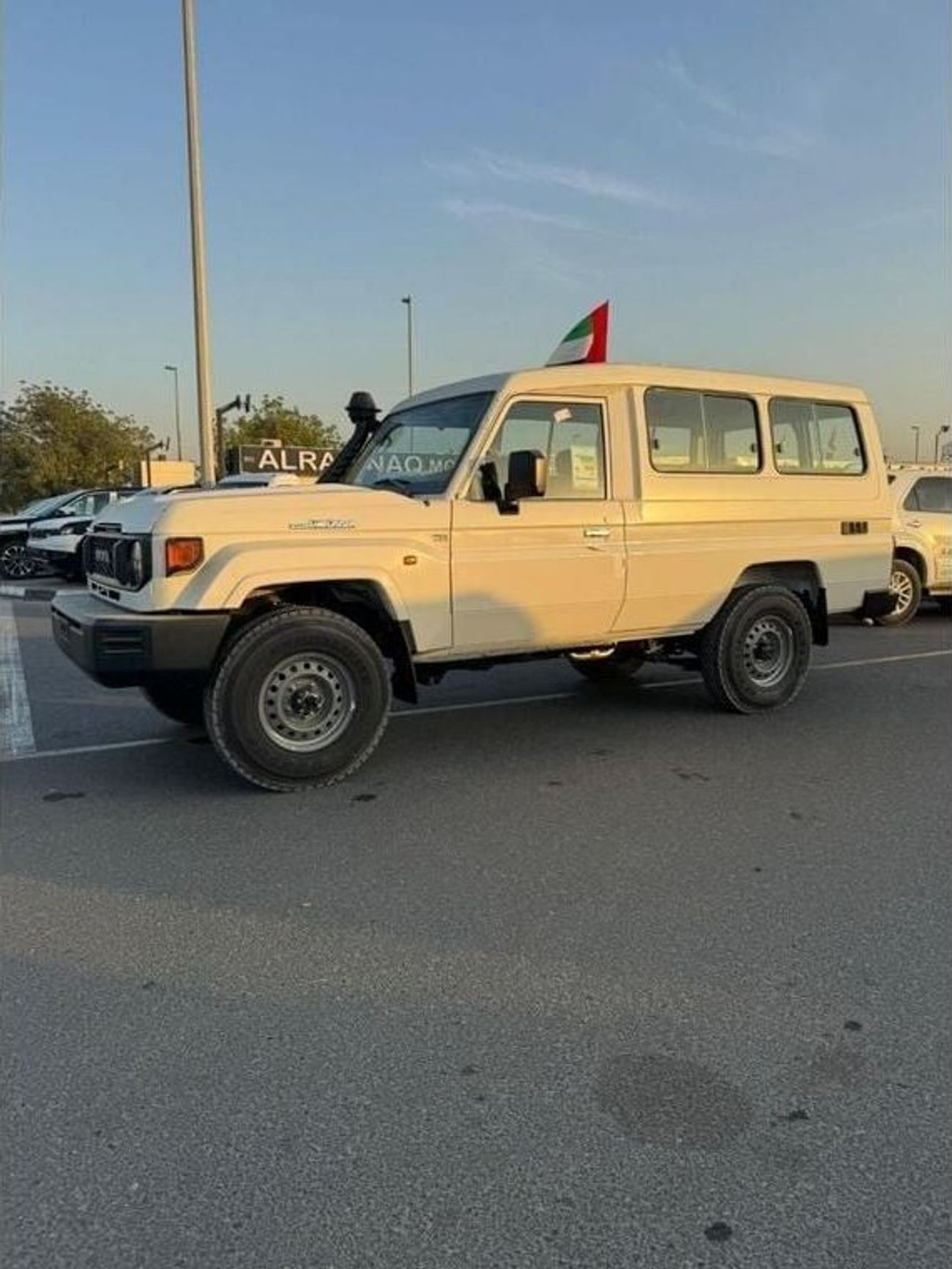 Toyota Land Cruiser 70 EXPORT ONLY - LC 78 MANUAL