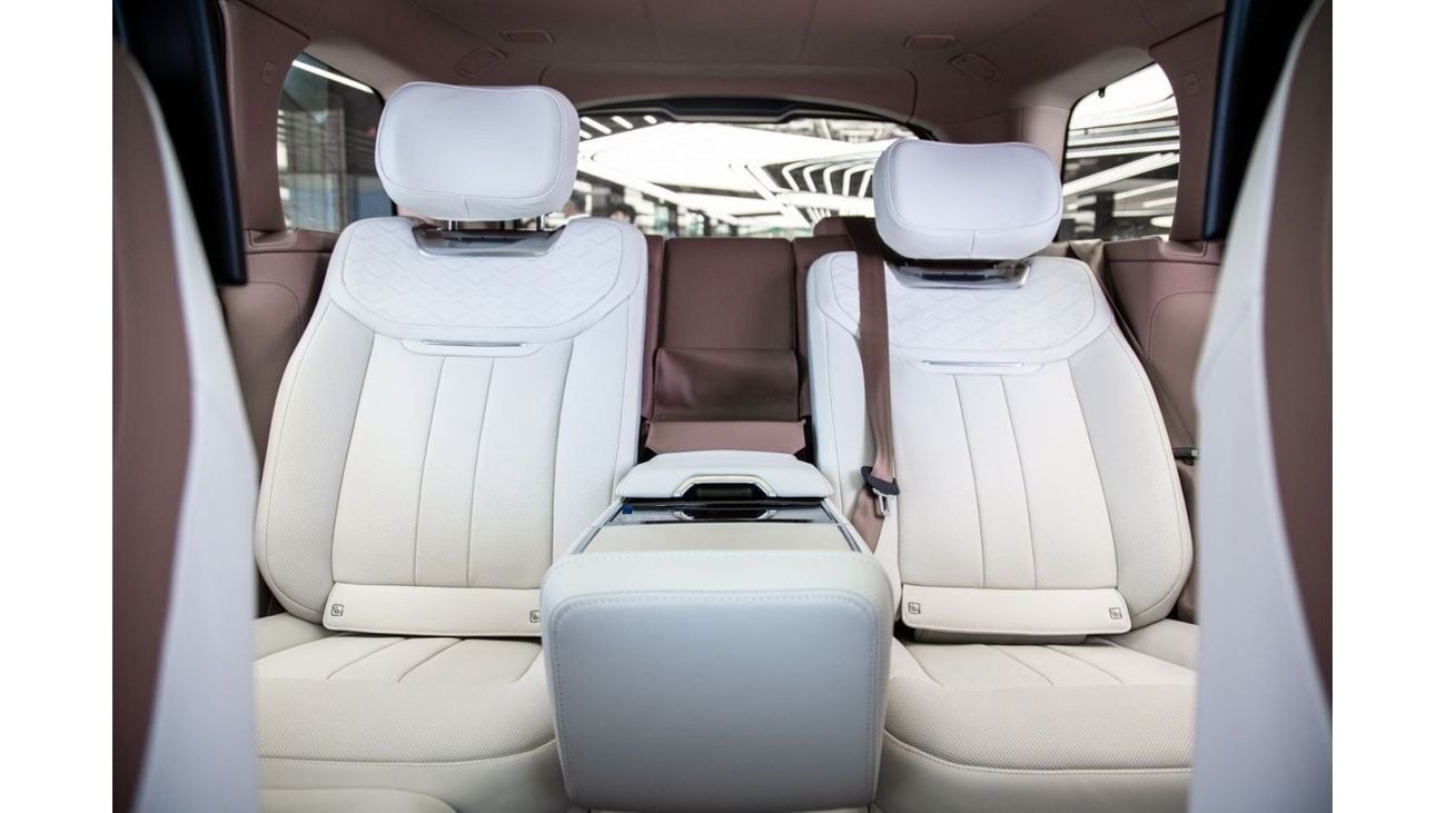 Land Rover Range Rover SV P615