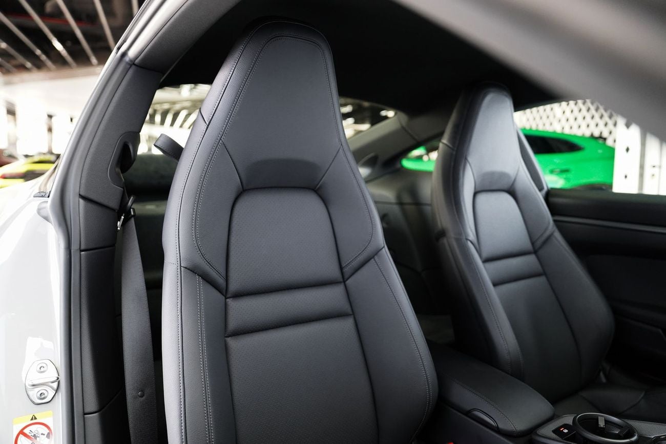 بورش 911 Carrera 3.0L (444 HP) Coupe