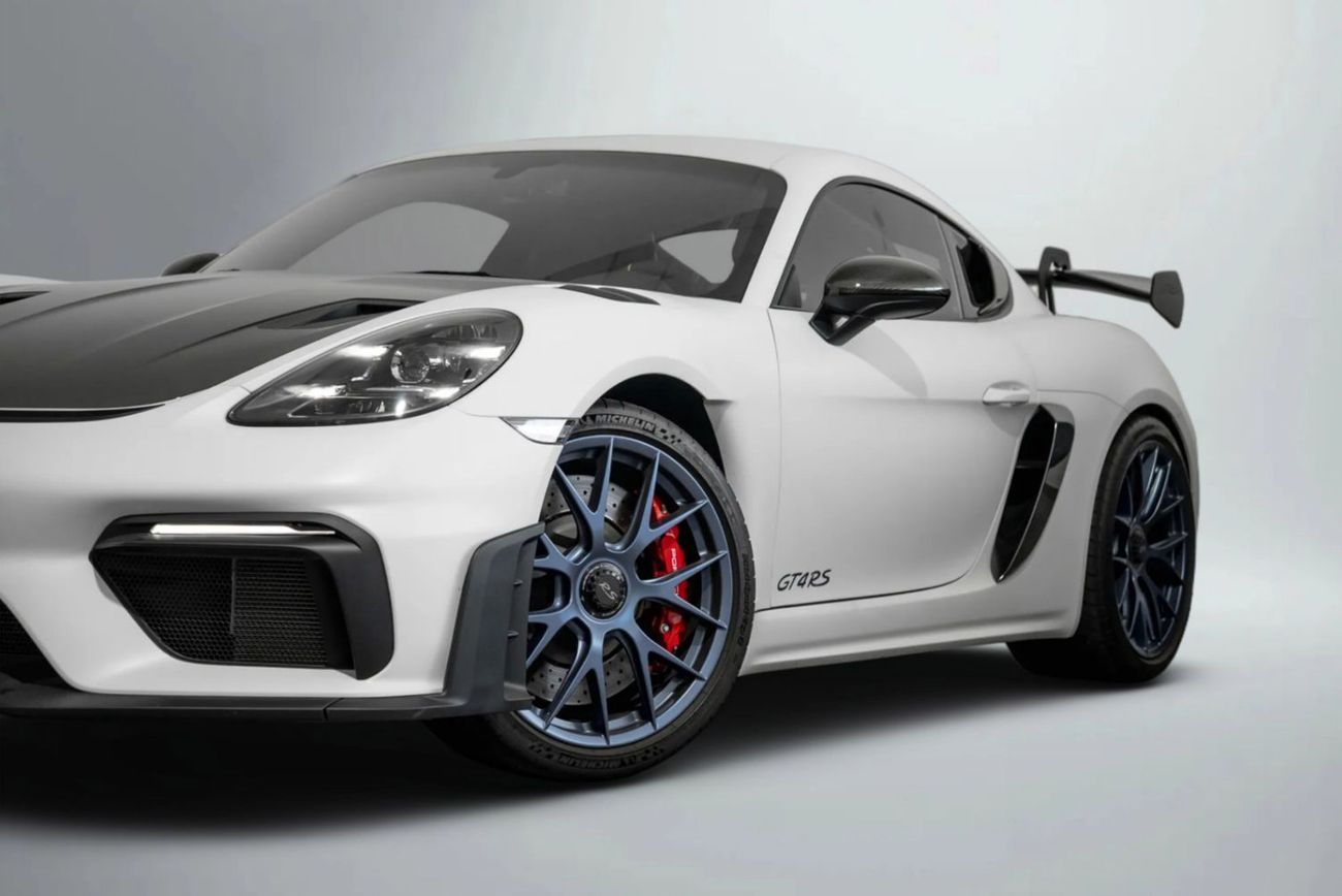 Porsche 718 Cayman GT4 RS 4.0L (493 HP) A/T Weissach package