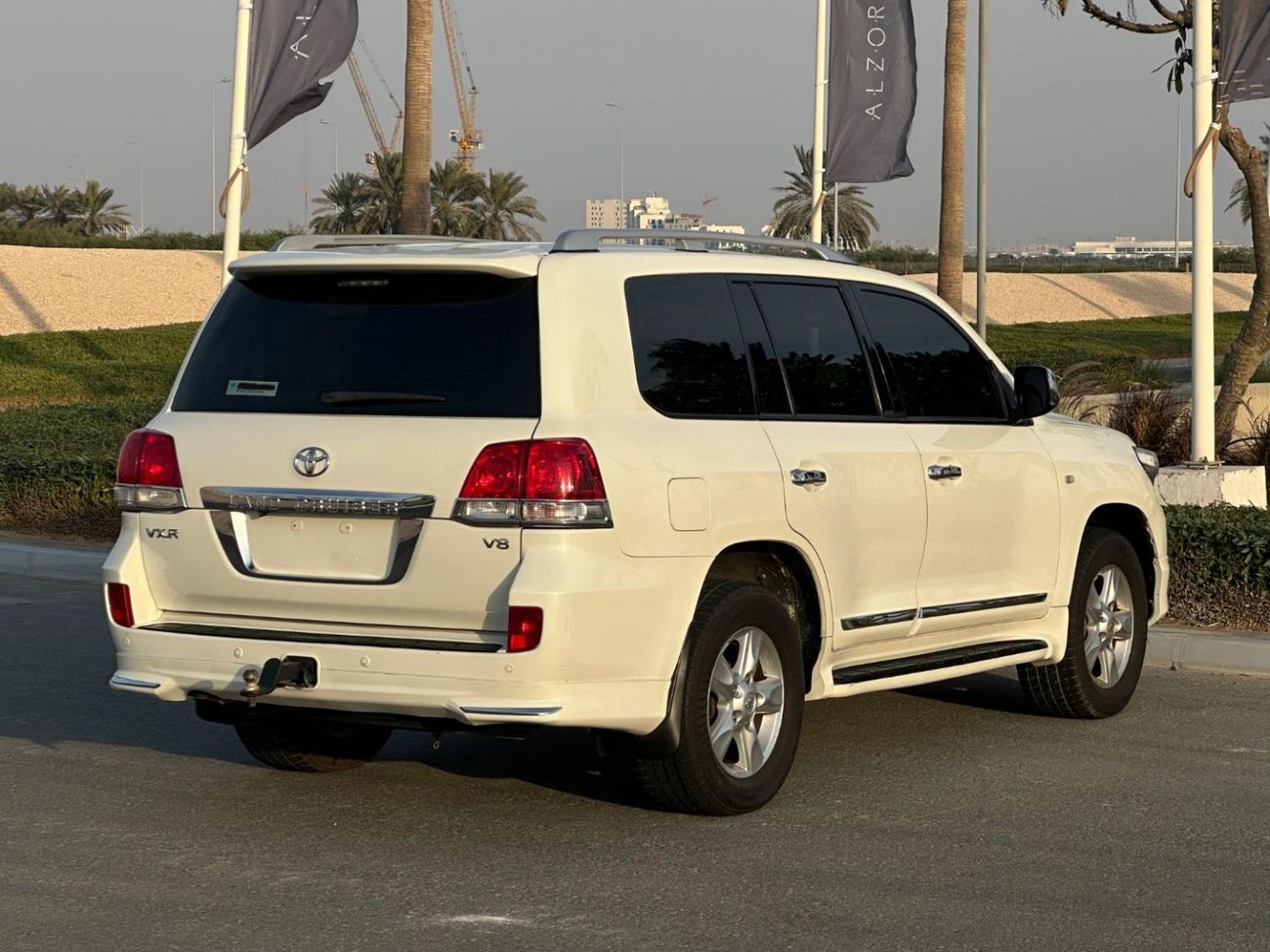 تويوتا لاند كروزر VXR V8