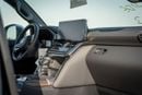 تويوتا لاند كروزر VXR Landcruiser VXR without radar black with red and seats