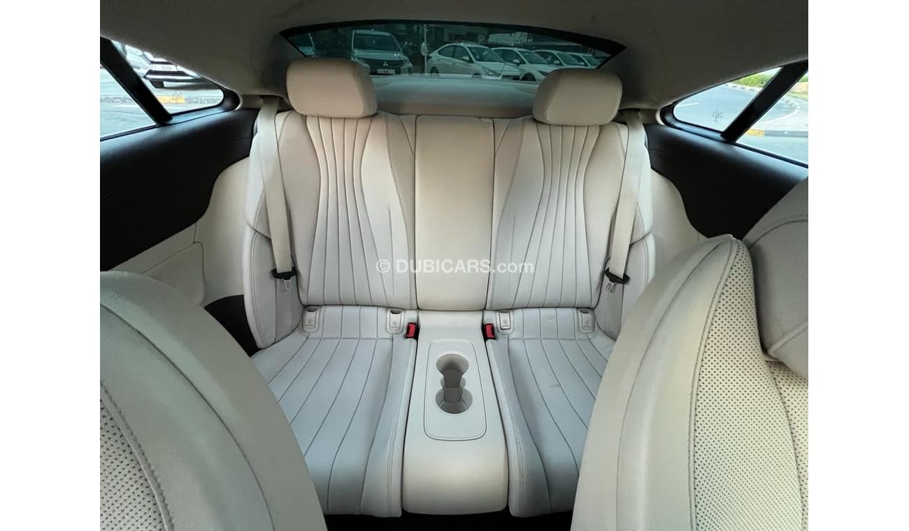 Mercedes-Benz E 400 Coupe MERCEDES BENZ E400 COUPE 2019 AMG FULL OPTION WITH DEALER WARRANTY
